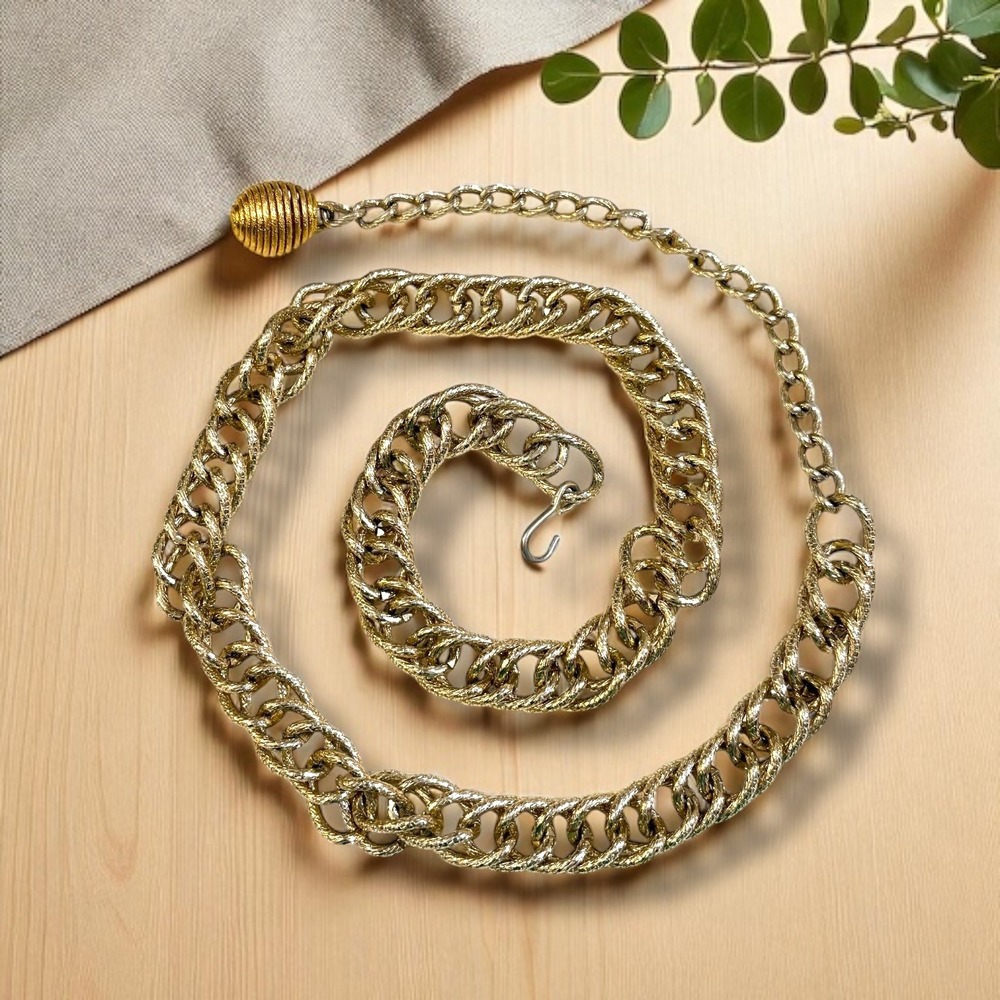 Vintage Retro Gold Toned Adjustable Metal Chain Belt 30 to 36in